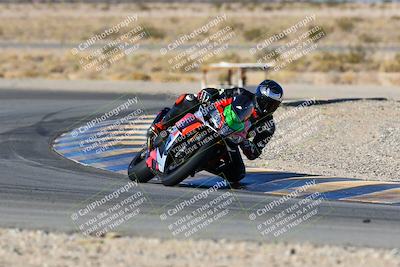 media/Jan-09-2022-SoCal Trackdays (Sun) [[2b1fec8404]]/Turn 11 (935am)/